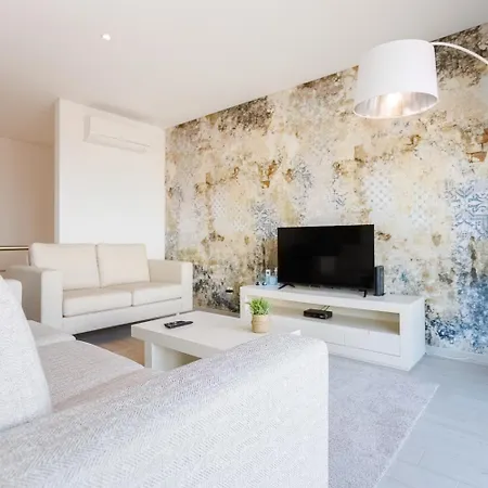 Serene Horizon - By Sch - D Apartman *